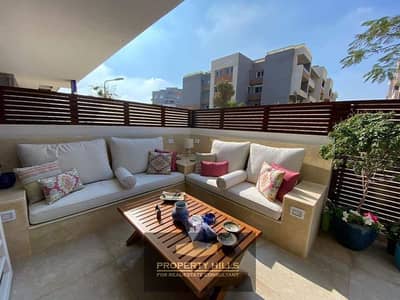 Apartment with a roof immediate delivery in Zayed Regency – in front of Al Ahly Club