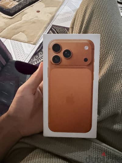 آبل - آيفون 17 برو ماكس