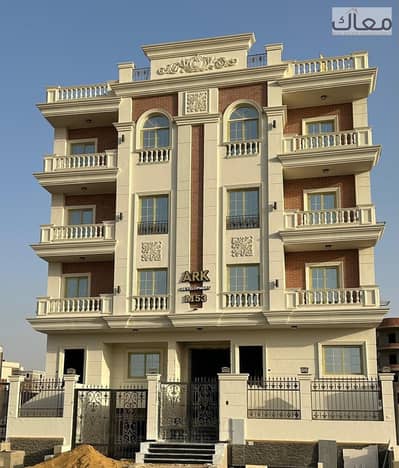 عماره للبيع في النورث هاوس علي التسعين الشمالي تقطع السويس