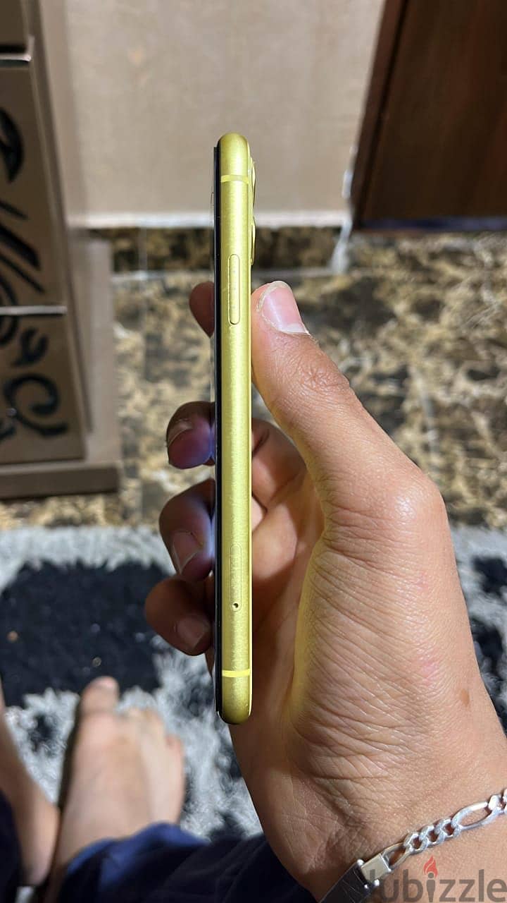 Apple - iPhone 11 3