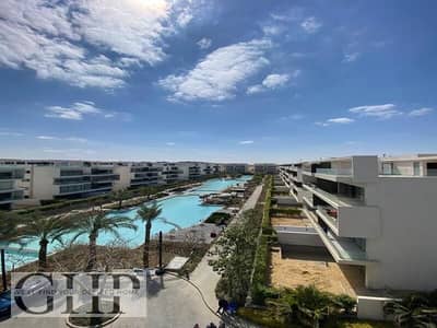باقل سعر بالتقسيط بنتهاوس 243م + 70م تراس للبيع في ليك فيو ريزيدنس 2 القاهرة الجديدة Lake View Residence 2 New Cairo
