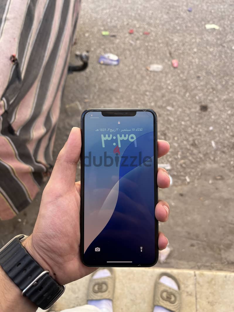 Apple - iPhone XS Max 1