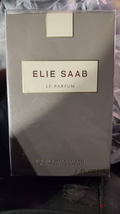 ELIE SAAB