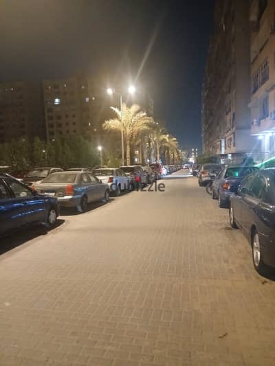 فرصه للايجار كمبوند الحي الإيطالي بجوار جراند سيتي معمار المرشدي