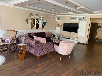  شقة استثنائية للبيع في الرحاب – المرحلة العاشرة    250 متر | Double View | Wide Garden View | أمام Avenue Mall مباشرة 