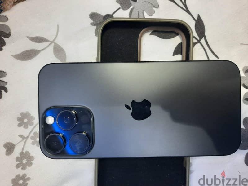 Apple - iPhone 16 Pro Max 5