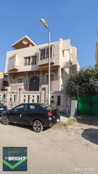 Standalone villa - super lux finishing - ready to move - prime location - landscape view