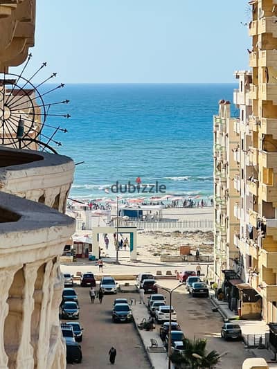 شقه في العجمي شاطئ النخيل علي شارع الرئيسي مباشر سابع عماره من البحر موقع مميز سكني ومصيفي مسجله وكامله المرفق
