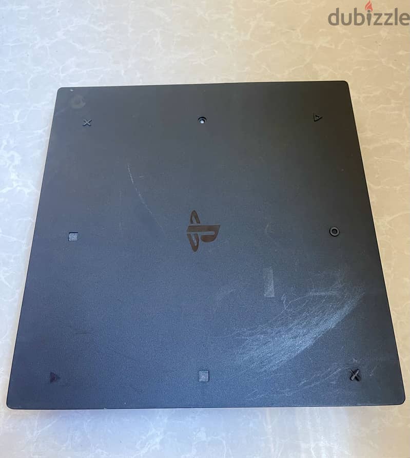 Ps4 pro 3