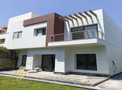 Special Townhouse with kitchen & ACs in Hyde Park