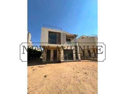 Standalone for Sale in a Prime Location Overlooking Landscape - Ready to move -  in Sodic East - New Heliopolis