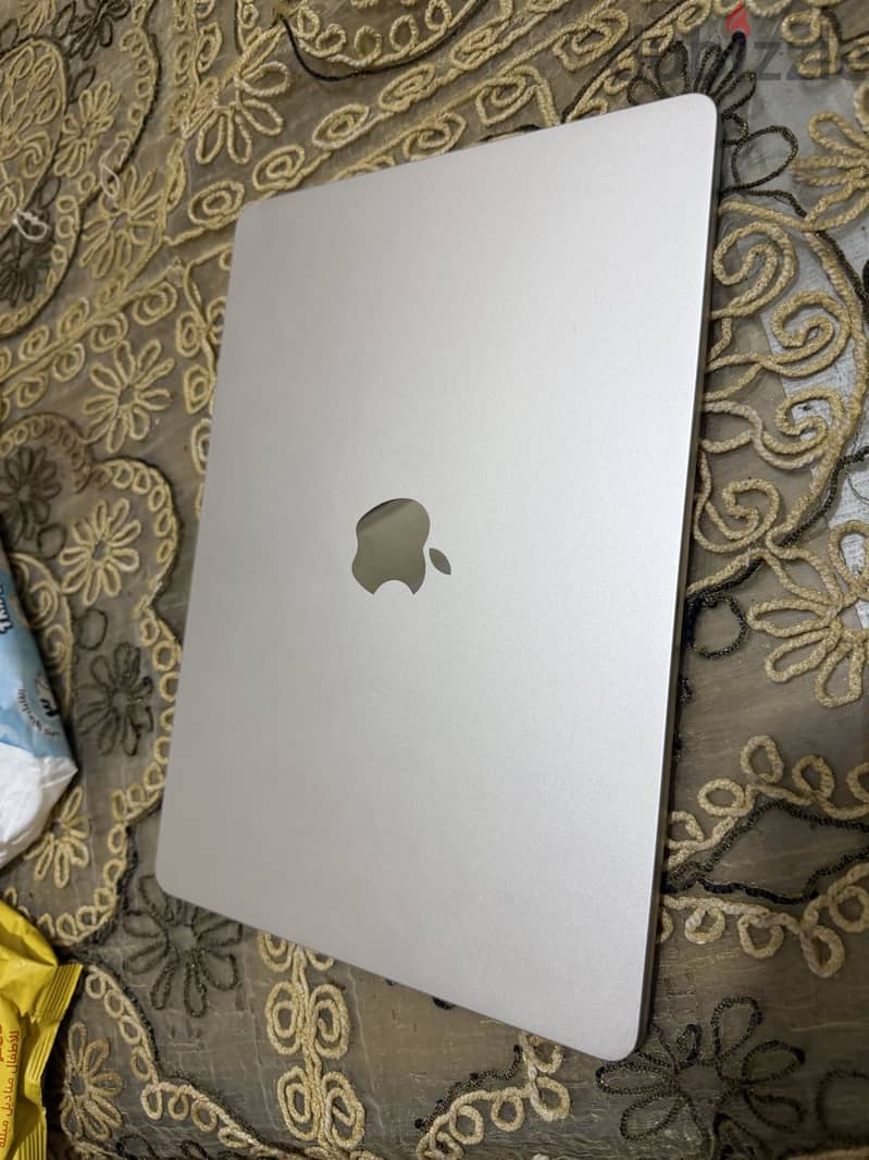 MacBook air M2 8