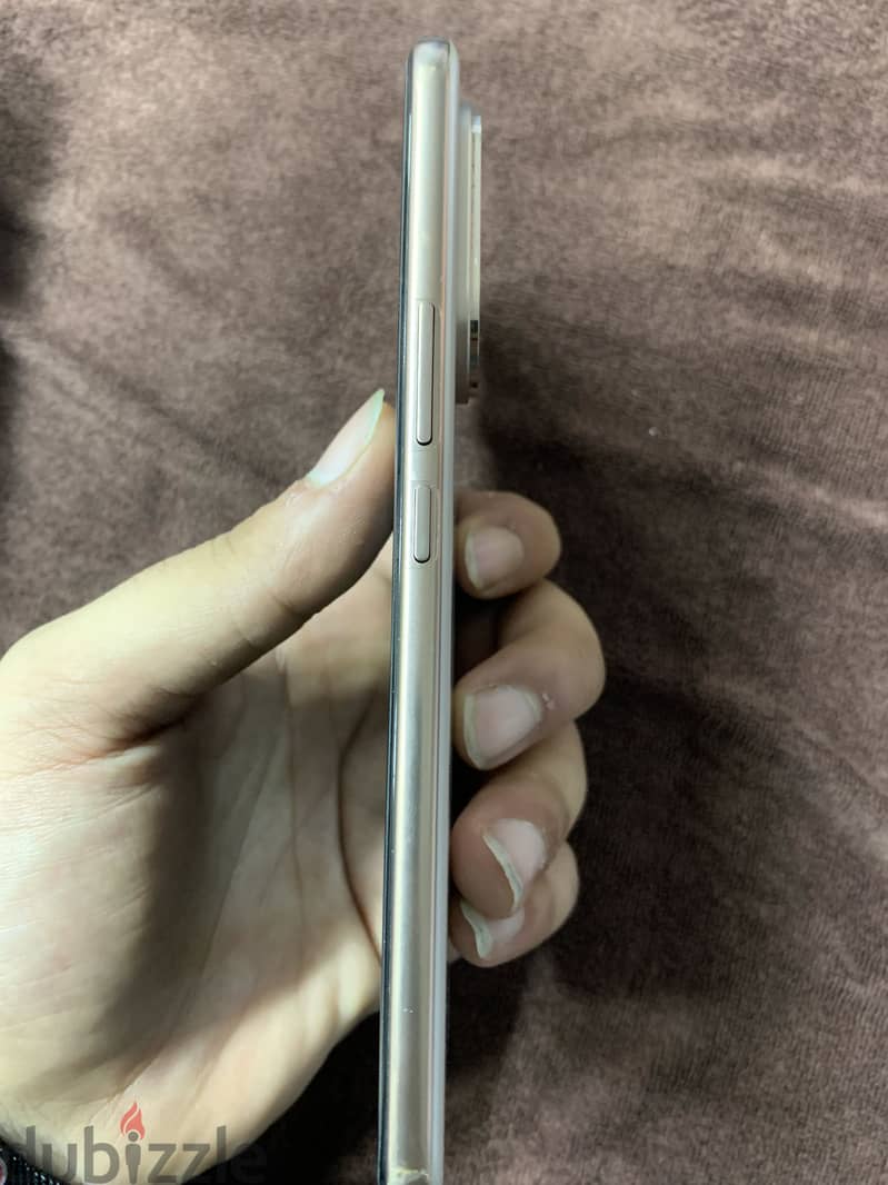 فيفو V60 3