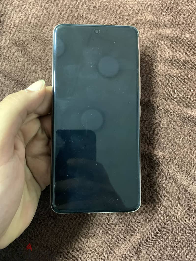 فيفو V60 4