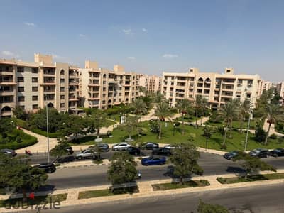 للايجار قانون جديد بمدينه الرحاب 240م بالمرحله الرابعه دور رابع اسانسير بعض التشطيبات