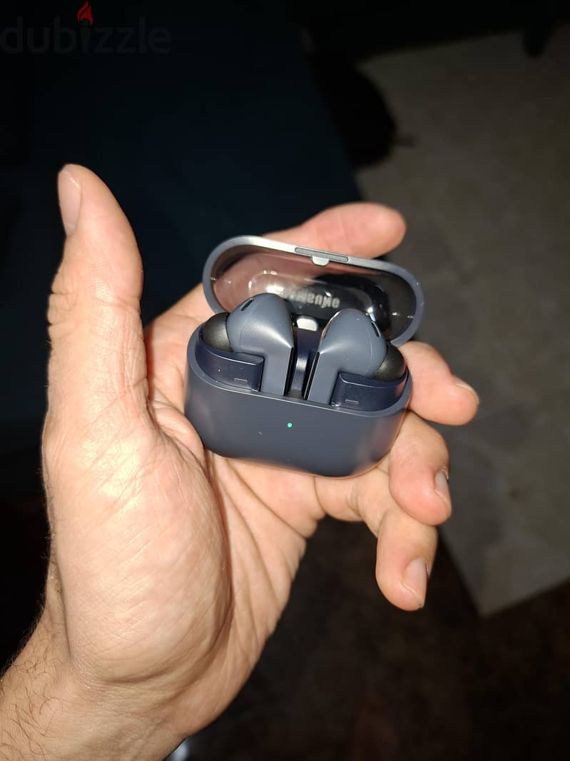 Samsung galaxy buds3 fe 1