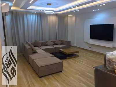 شقة مفروشة للإيجار – مدينتي B10   أرضي + فيو جاردن + تشطيب ألترا سوبر لوكس
