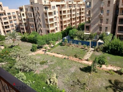 Apartment 200m for sale in Garden Hills Compound