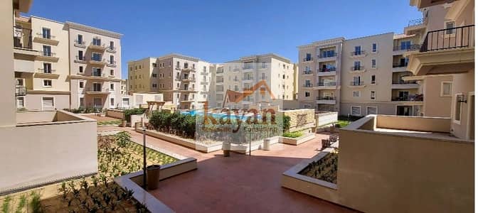 ستوديو مميز مفروش للإيجار في ميفيدا | 105م | أرضي | حمام سباحة | 60,000 جنيه شهريًا