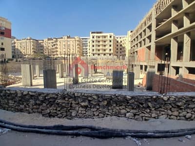 **مقدم 15% وتقسيط حتى 7 سنين  امتلك 169م في برايم لوكيشن بالمقطم وسط الكمبوندات | 3 غرف + 2 حمام وإطلالة مفتوحة**