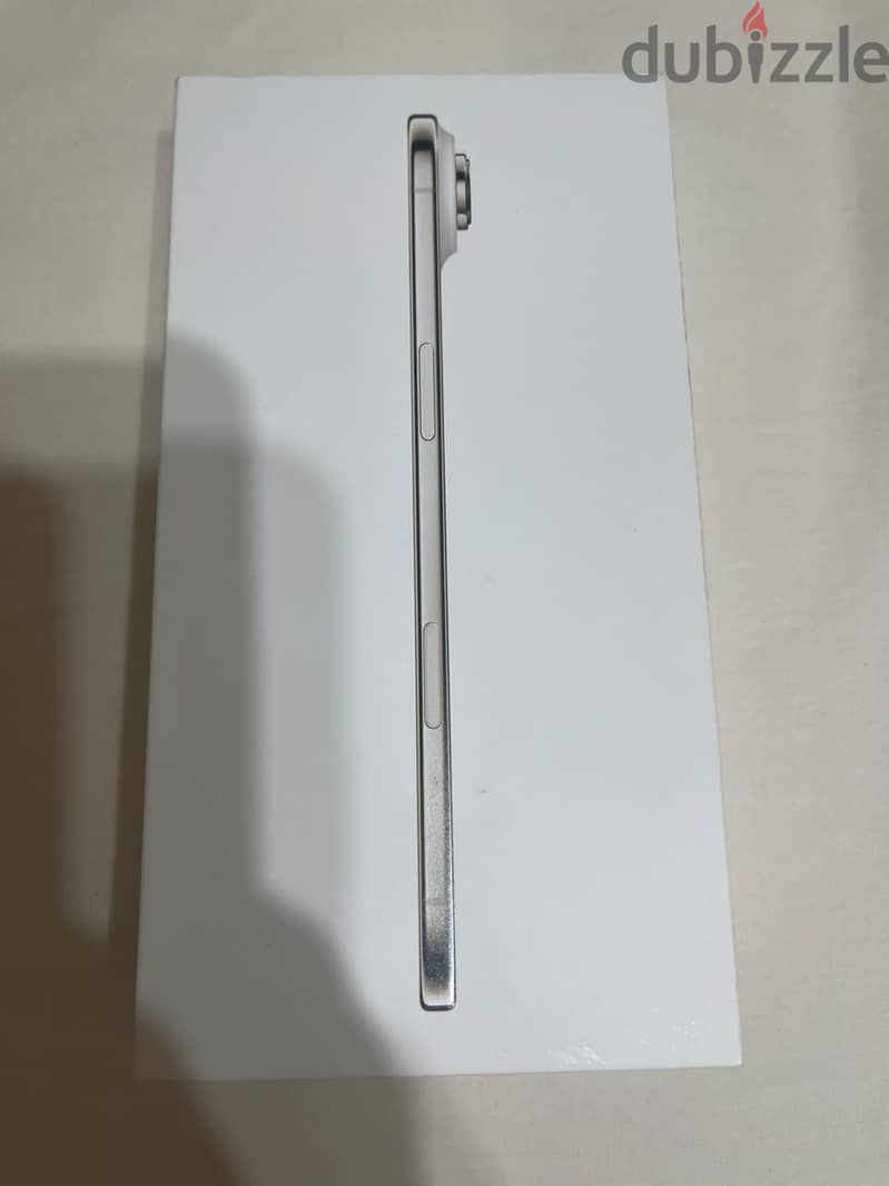 Apple - iPhone 17 Air 1