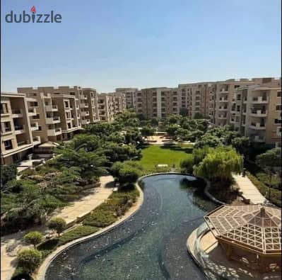 شقة 3 غرف Double view بفيو بانورامي بخصم يصل الي نصف % للبيع علي طريق السويس مباشرة بالقرب من هايد بارك وميفيدا AUC التجمع الخامس وشارع التسعين وديجار