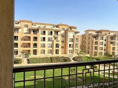 لسرعة البيع شقة بأقل من سعرها 3 غرف نوم بكمبوند سراي بجوار مدينتي بالتقسيط ع اطول فتره سداد