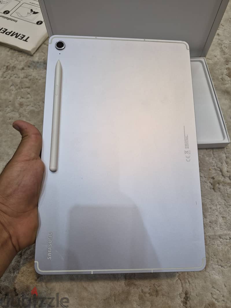 Samsung Galaxy Tab S10 Fe Plus 5G 1