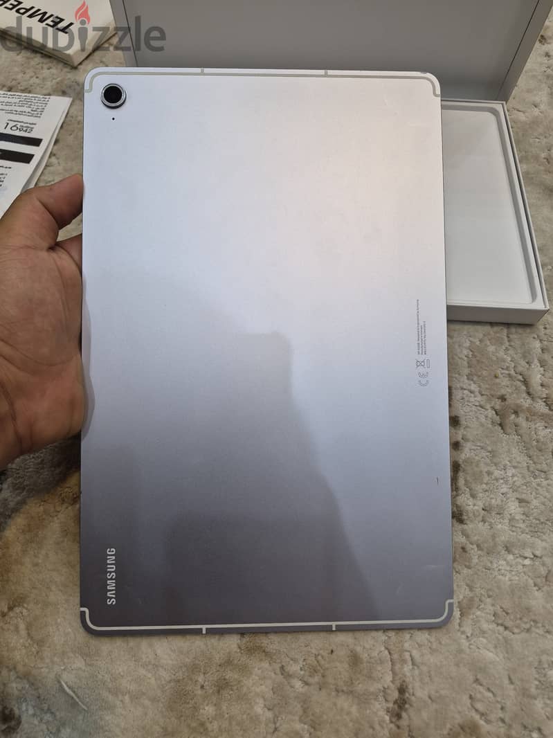 Samsung Galaxy Tab S10 Fe Plus 5G 4