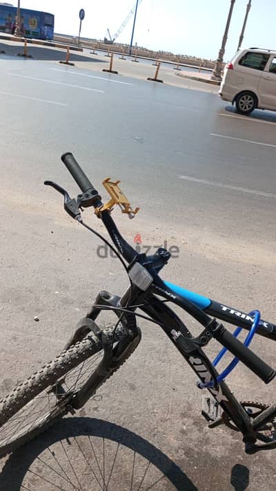 عجله TRINX 26
