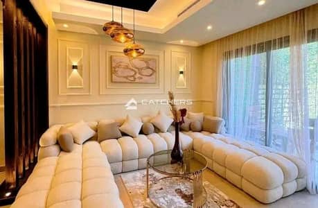 Ground floor apartment with a garden, 3 bedrooms, fully finished, ready for immediate occupancy in a prestigious compound in the heart of New Cairo.