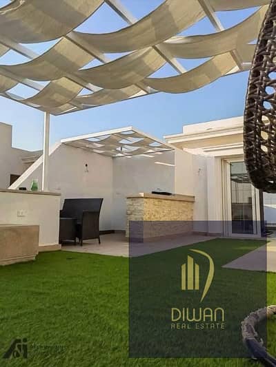 Penthouse for sale with an installment plan at "La Vista El Patio Sola" – El Shorouk