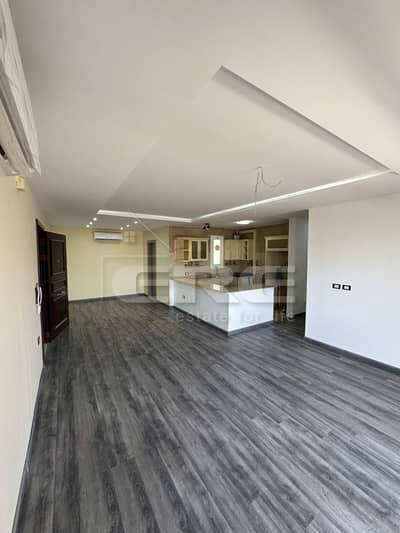Spacious 156m² 3BR Apartment | Hyde Park