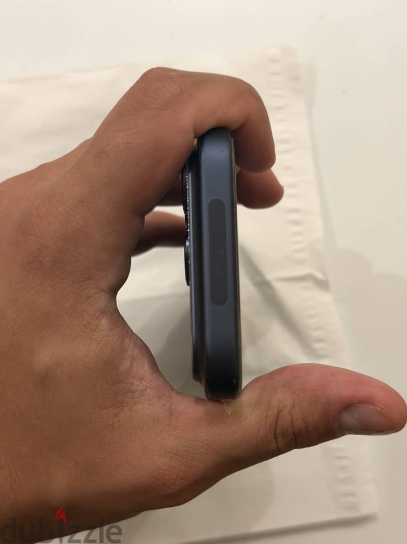 Apple - iPhone 17 Pro 3