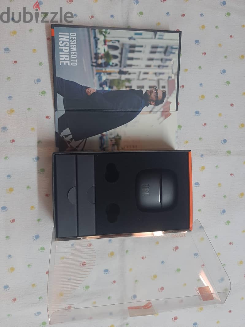 JBL TOURPRO+   TWS  TRUE WIRELESS BLUETOOTH Earbuds 9