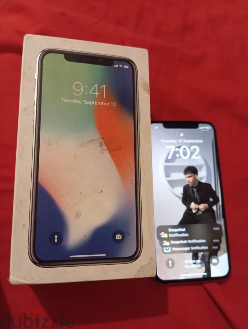 Apple - iPhone X 4