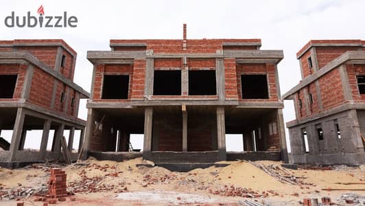 Twin House 240m with garden for Sale in Sheikh Zayed Prime Location 30% Cash Discount