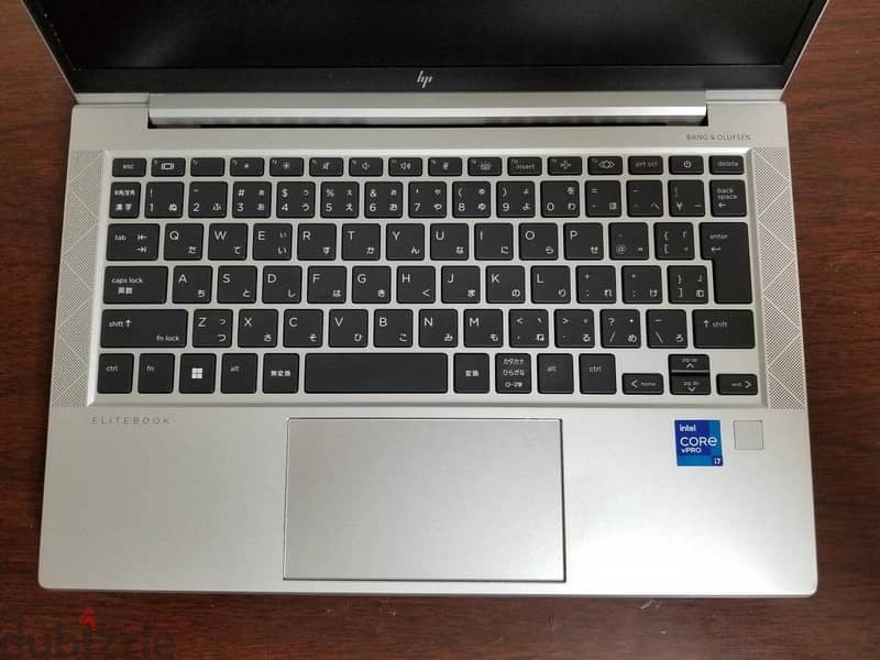 HP EliteBook 830 G8 Touch Screen 1