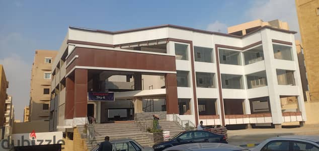 350 EGP / per meter monthly mall for rent in northern investors