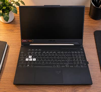 ASUS TUF GAMEING F15  ASUS TUF Gaming F15 FX507ZC4-HN002ASUS
