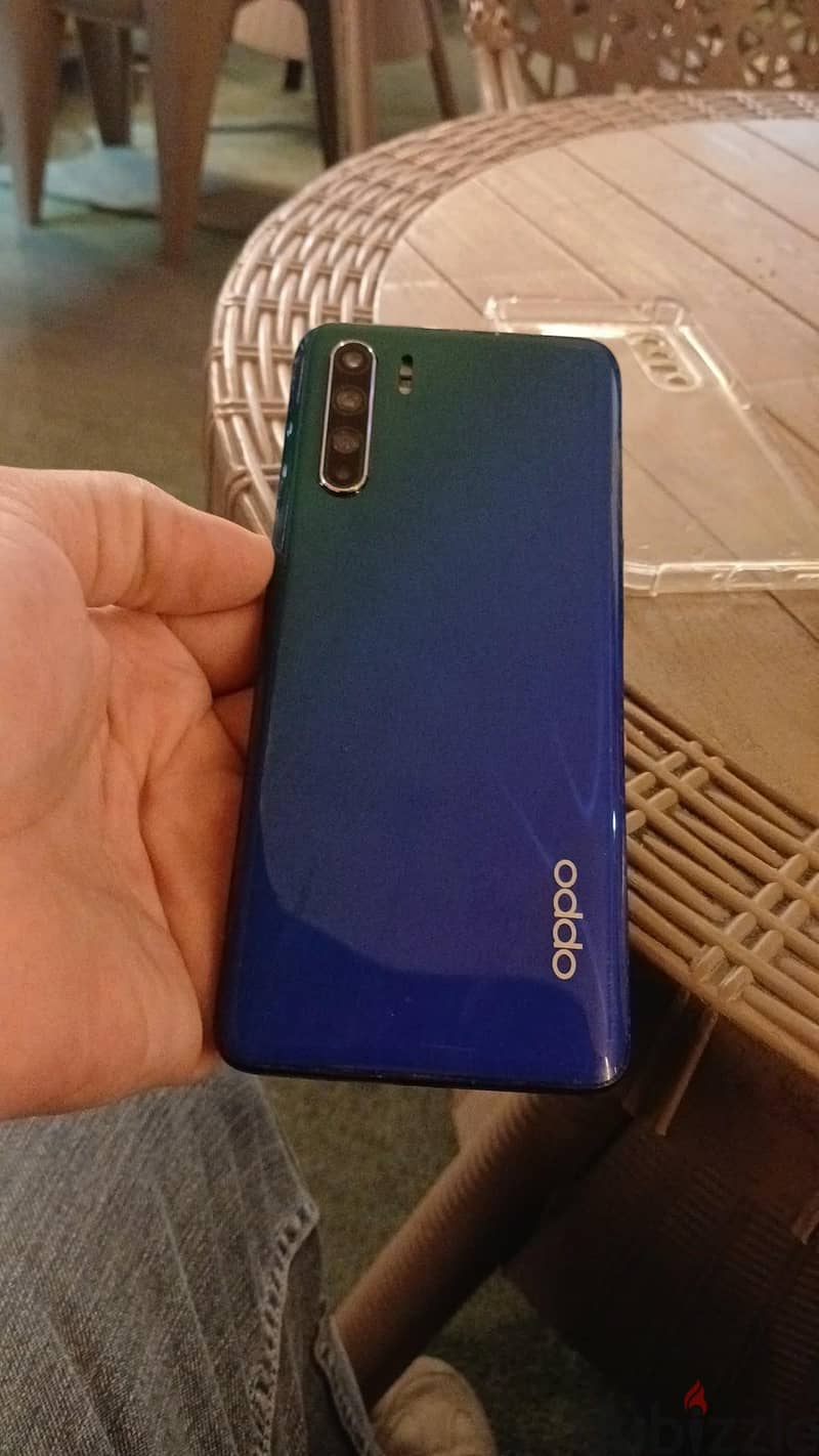 OPPO Reno3 2