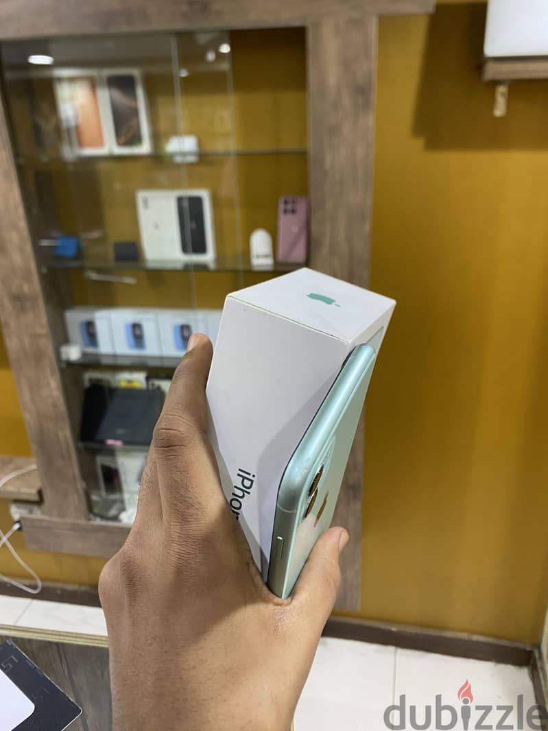 Apple - iPhone 11 1