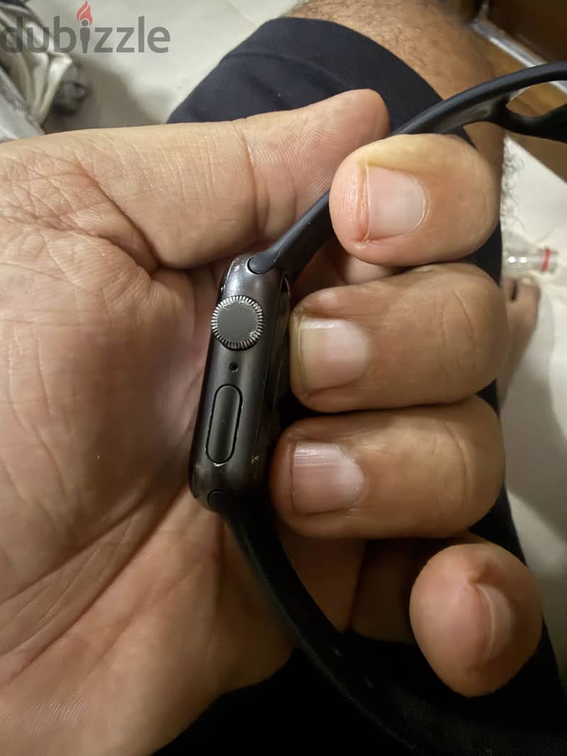 Apple watch se 40mm black 1