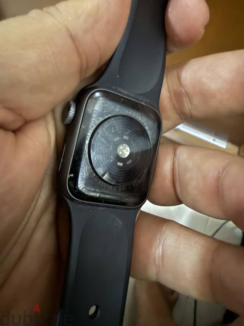 Apple watch se 40mm black 3