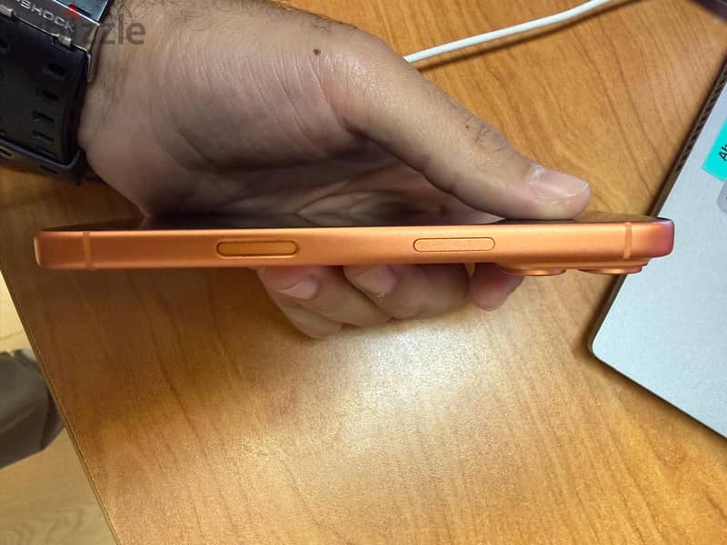 Apple - iPhone 17 Pro 5