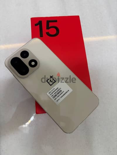 OnePlus 15 استخدام ايام فقط