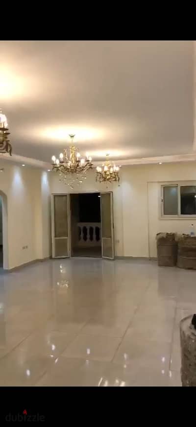 Apartment for sale in Al-Shorouk City on the main street directly, ultra super lux, 170 meters, 3 rooms, 2 bathrooms, share in the land, share in the garage, a very special price, a large and spacious entrance, a very chic building facade. Apartment for sale in Al-Shorouk City on the main street directly, ultra super lux, 170 meters, 3 rooms, 2 bathrooms, share in the land, share in the garage, a very special price, a large and spacious entrance, a very chic building facade.
