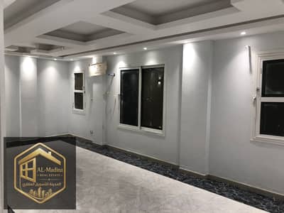 شقة للإيجار بالرحاب 2 -  بالمطبخ والتكيفات (3 نوم و3 حمام)