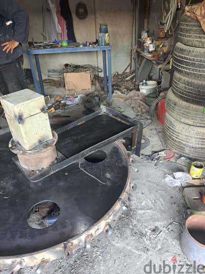 ترنشر  يركب على حفار