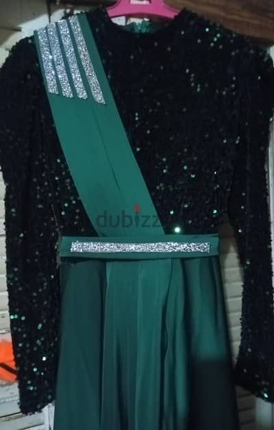 فستان